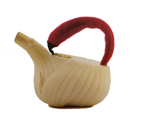 Symbolbild Ernährung: Teekanne aus Fenchel und Chilischote, Foto: Kerstin Huber-Eibl