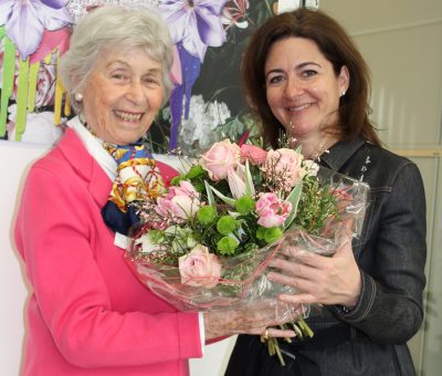 Doris Granger und die Präsidentin der MS-Gesellschaft Wien, Univ.-Prof. Dr. Barbara Kornek. Foto: Kerstin Huber-Eibl